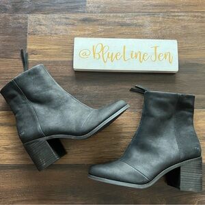 Tom’s Black Cap Toe Nubuck Boots NWOT